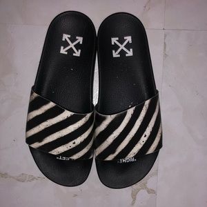 Off white slides